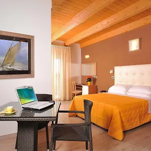 *** Hotel Favorita Italy